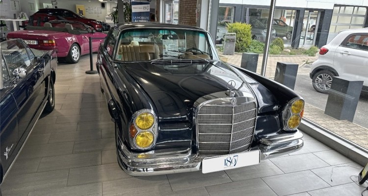 MERCEDES 280  SE