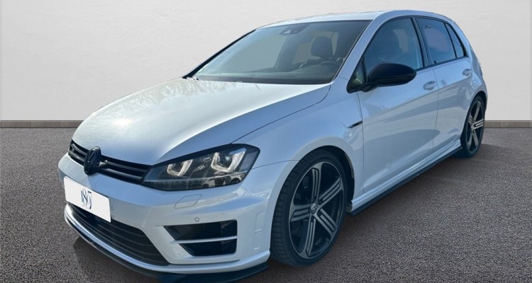 VOLKSWAGEN GOLF VII