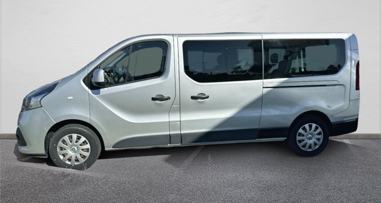 RENAULT TRAFIC COMBI