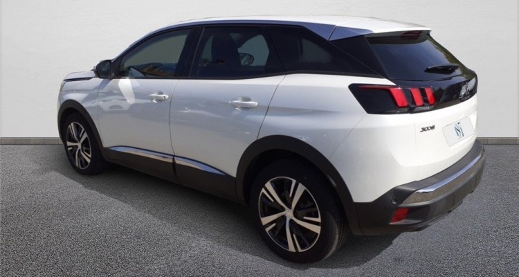 PEUGEOT 3008 II