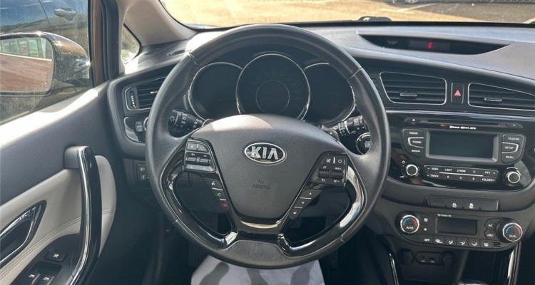 KIA CEE'D II