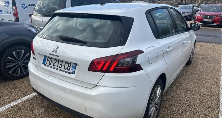 PEUGEOT 308 II